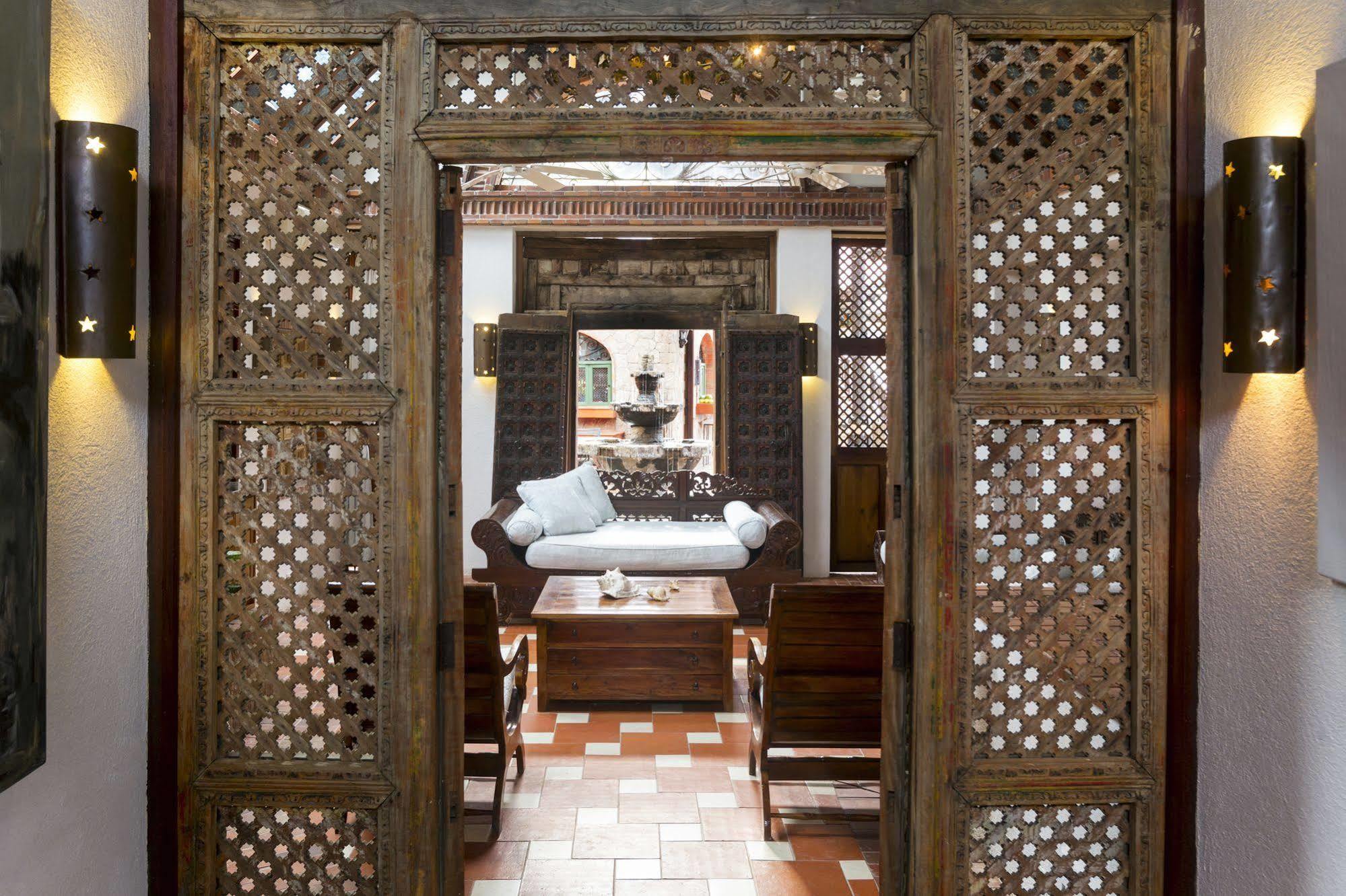 Caille Blanc Villa & Hotel (Adults Only) Mamin Exterior photo