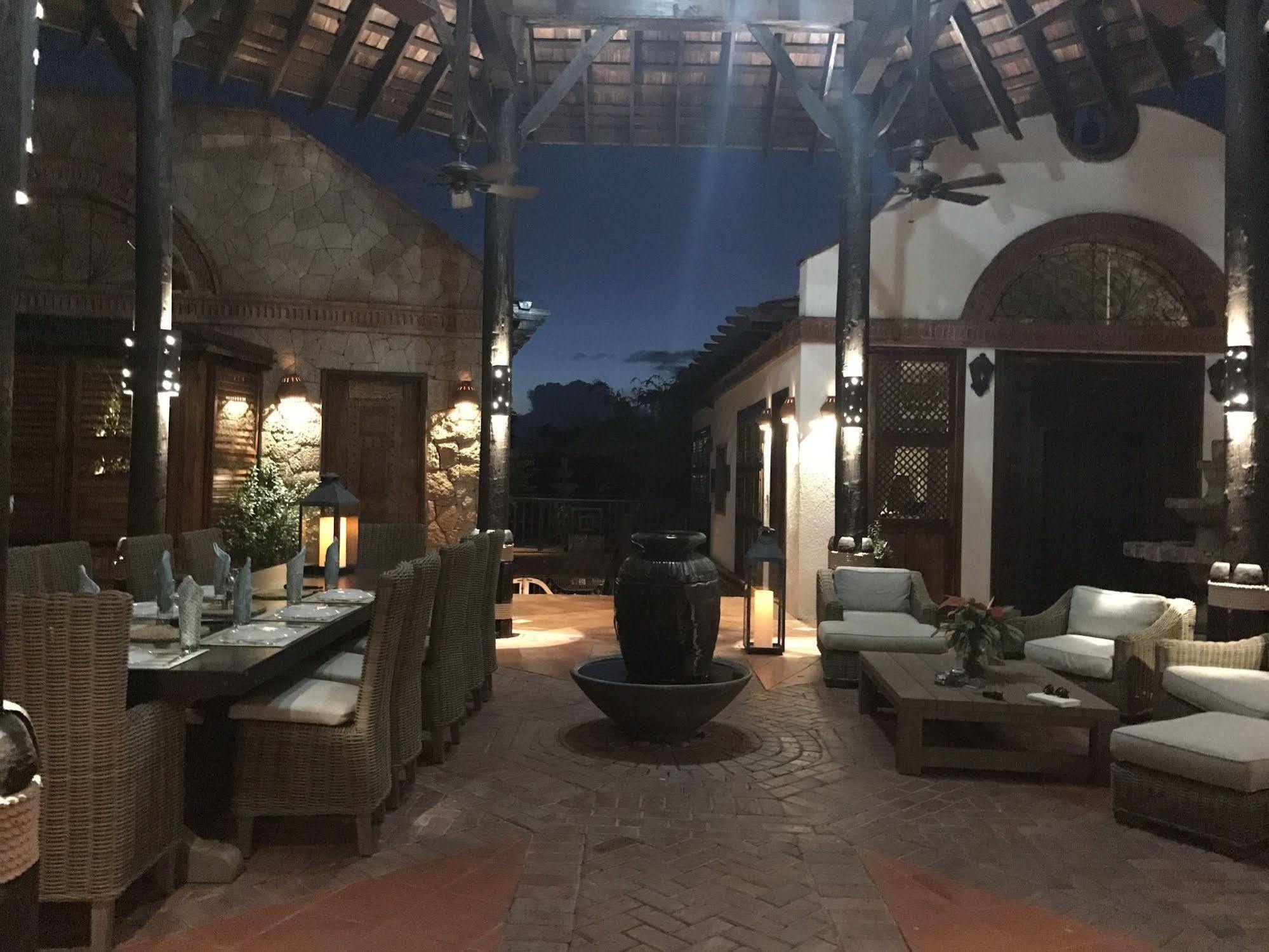 Caille Blanc Villa & Hotel (Adults Only) Mamin Exterior photo